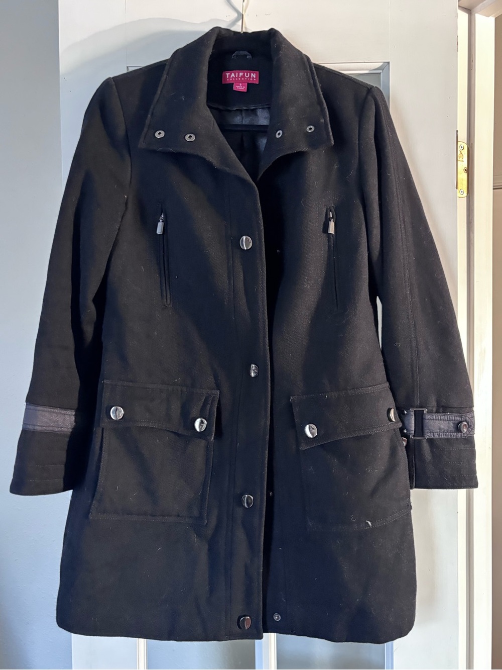 Women's Black Snap-Front Wool Blend Pea Coat